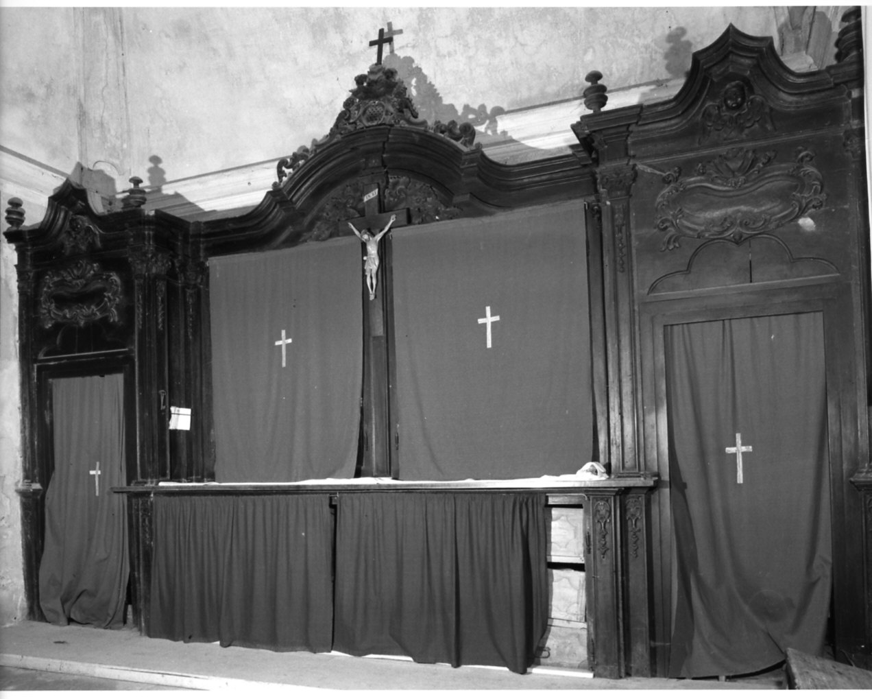 armadio da sacrestia, opera isolata - bottega lombarda (sec. XVIII)