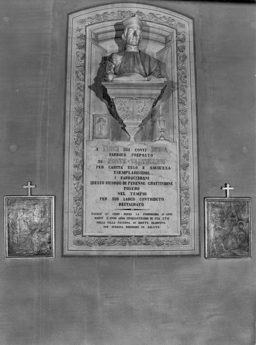 Monumento al Sac. Luigi Reina (monumento commemorativo, opera isolata) di Trombetta Ezechiele (attribuito) (sec. XIX)