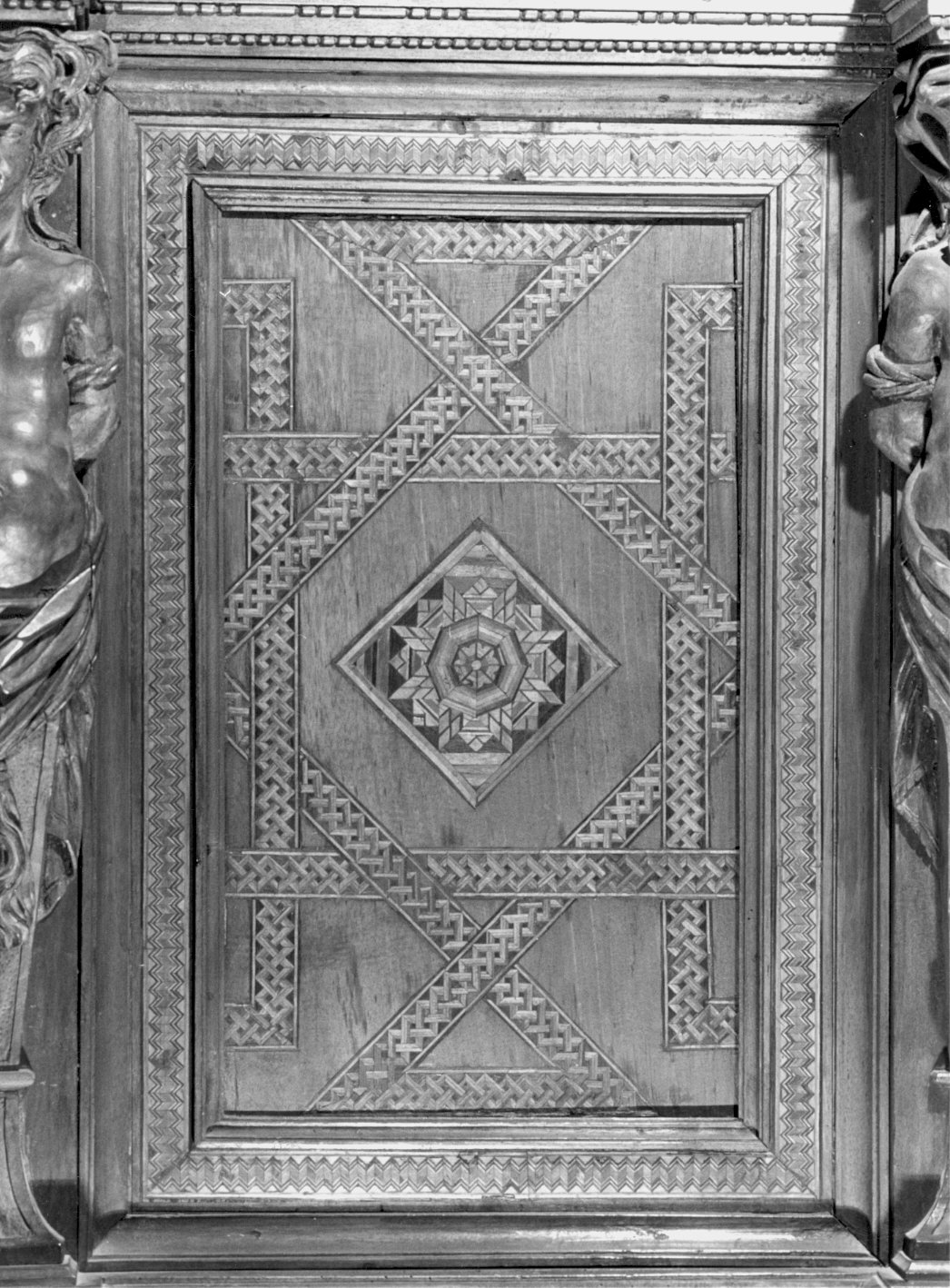 motivi decorativi geometrici (decorazione a intarsio) di Brasca Pietro (attribuito), Ramus Pietro (attribuito) (sec. XVI, sec. XVII, sec. XVIII)