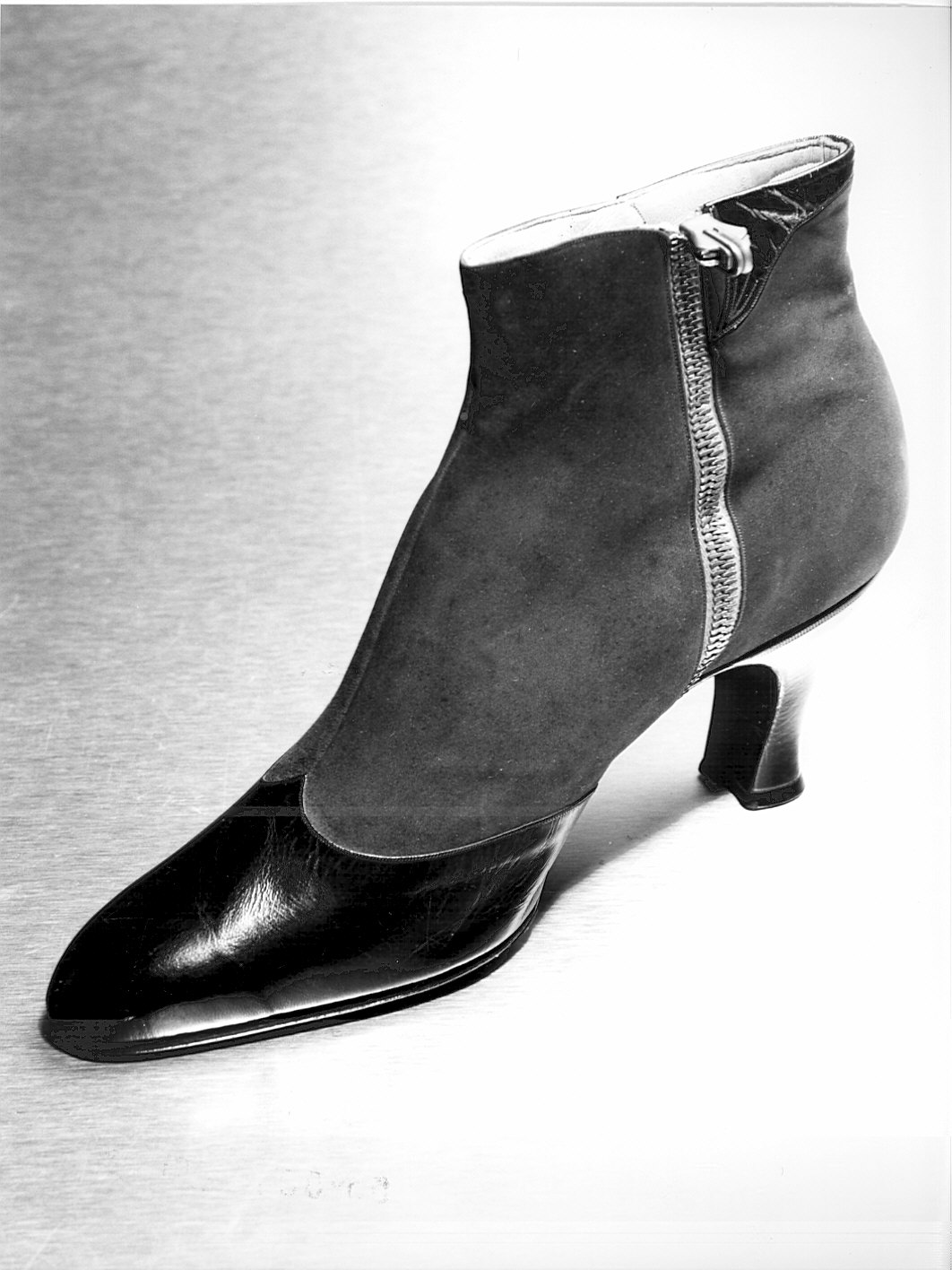 Non rilevato (scarpa) - manifattura (1950)