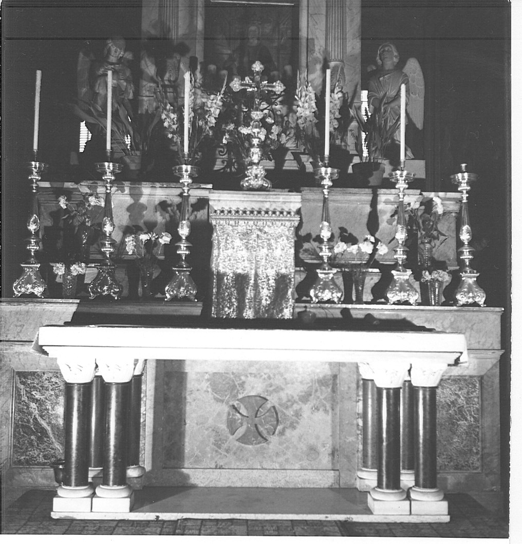 altare maggiore di Calvi Pompeo (sec. XIX)