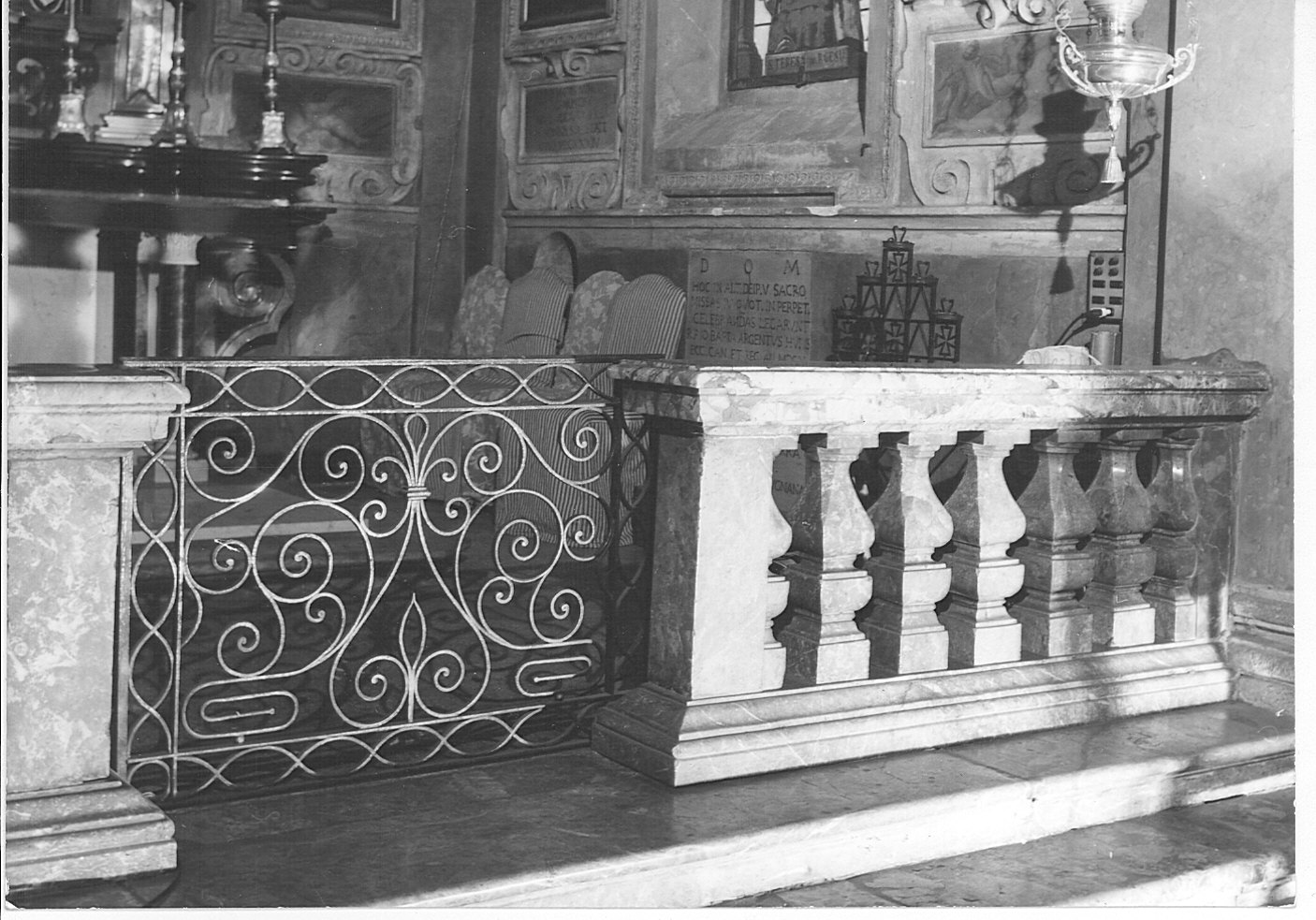 balaustrata di cappella, opera isolata - bottega lombarda (prima metà sec. XVIII)