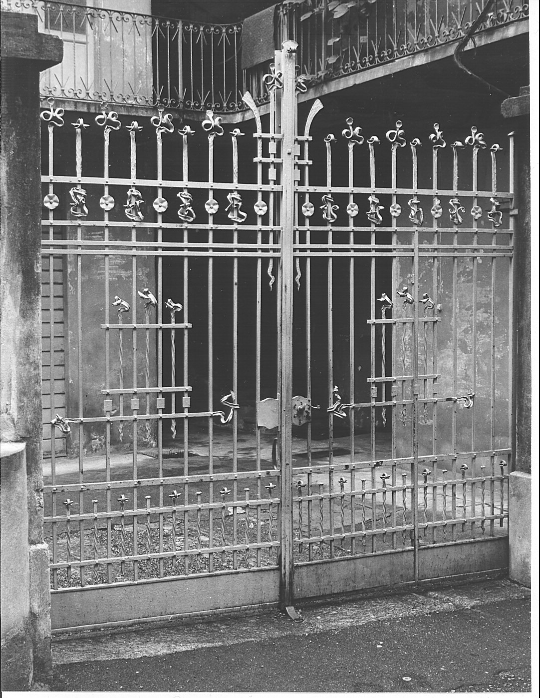 cancello, opera isolata - bottega lombarda (inizio sec. XX)