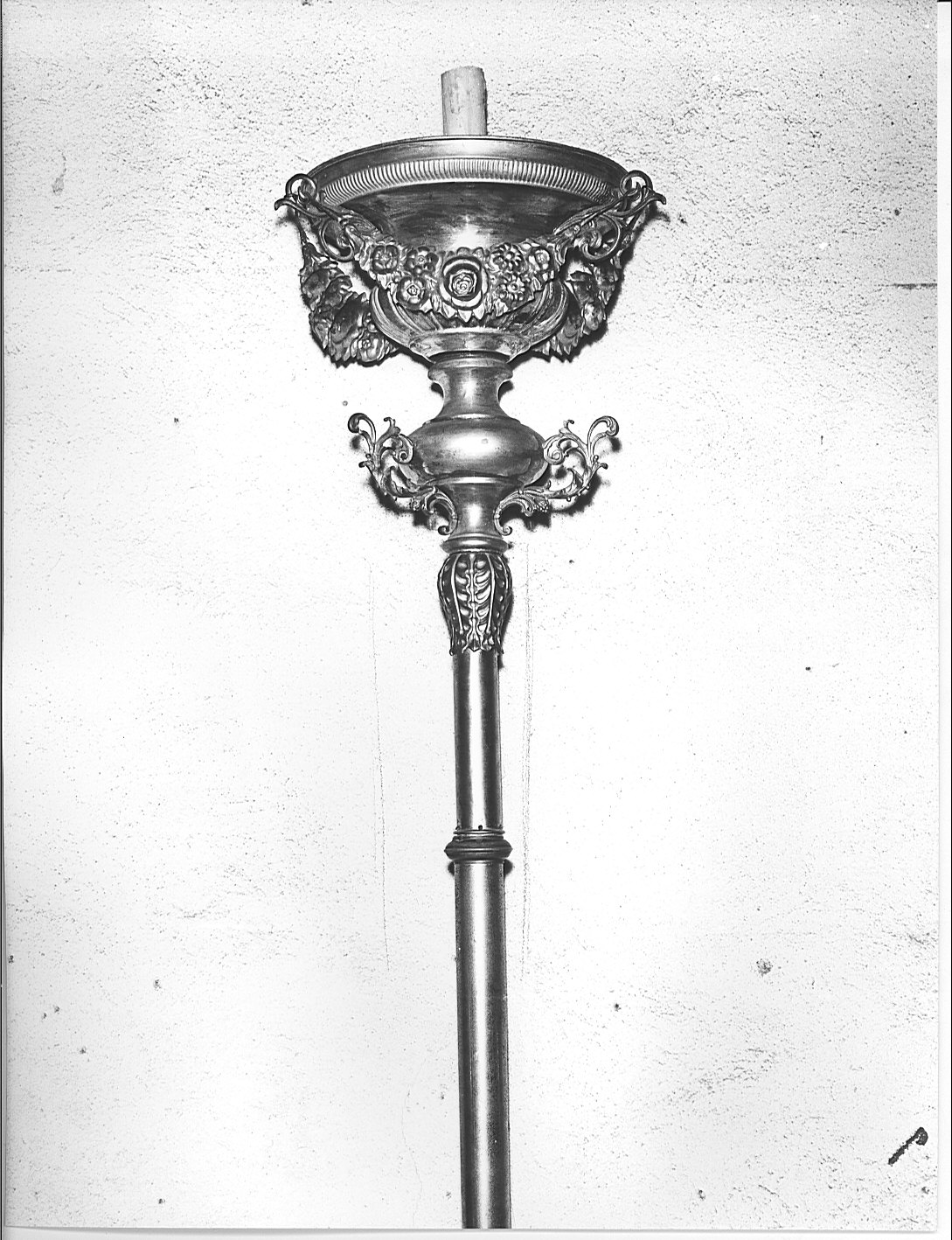 candelabro portatile, serie - bottega lombarda (fine/inizio secc. XIX/ XX)
