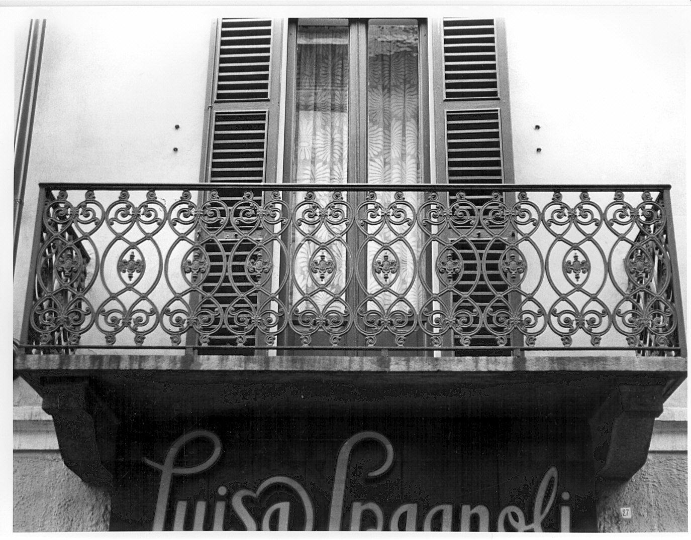 ringhiera di balcone, serie - bottega lombarda (fine sec. XIX)