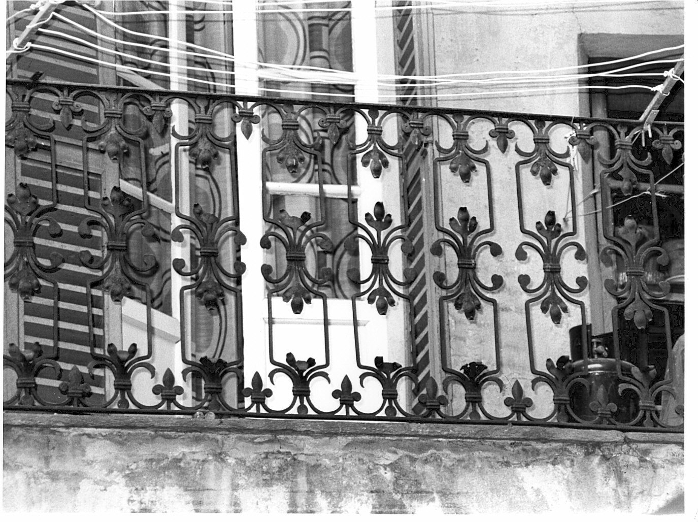 ringhiera di balcone - bottega lombarda (sec. XVIII)