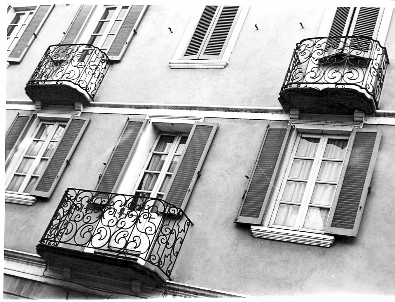 ringhiera di balcone, serie - bottega lombarda (sec. XVIII)