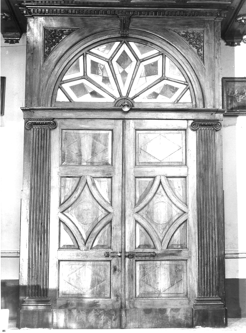 bussola d'ingresso, opera isolata - bottega lombarda (sec. XIX)