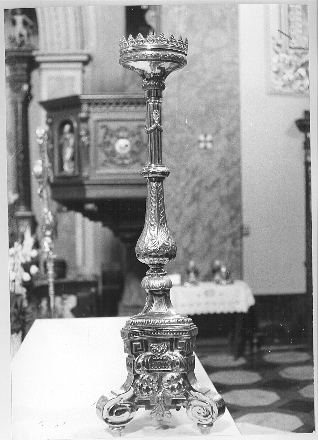 candeliere d'altare, serie - bottega lombarda (fine/inizio secc. XVIII/ XIX)