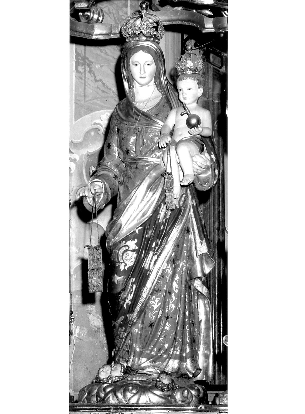 Madonna del Carmelo con Bambino (statua, opera isolata) - bottega pavese (sec. XVIII)
