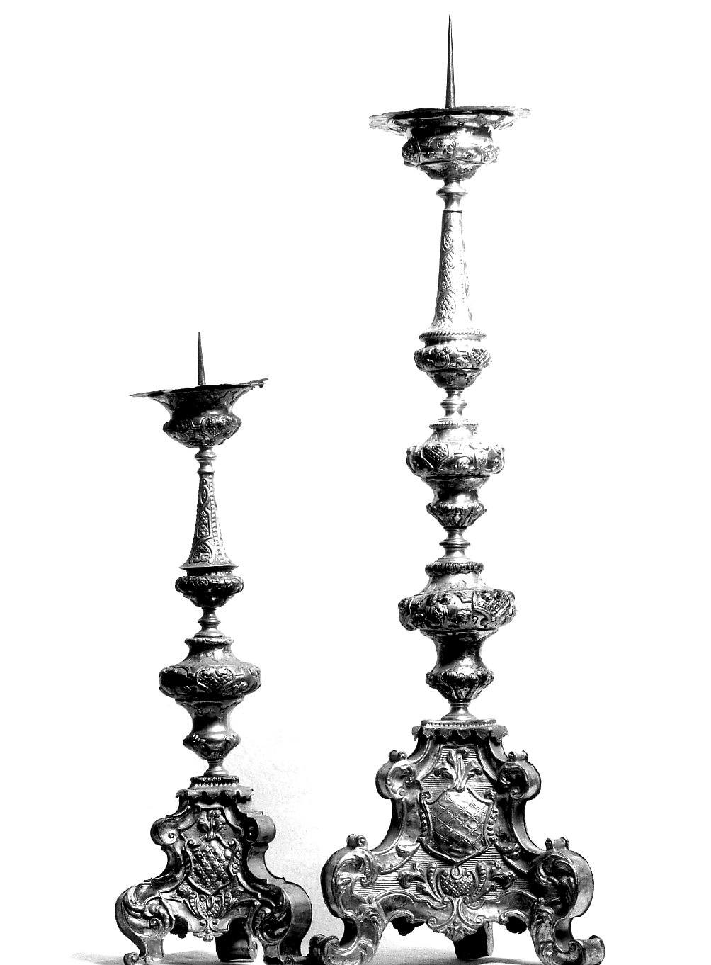candeliere d'altare, serie - bottega lombarda (prima metà sec. XVIII)