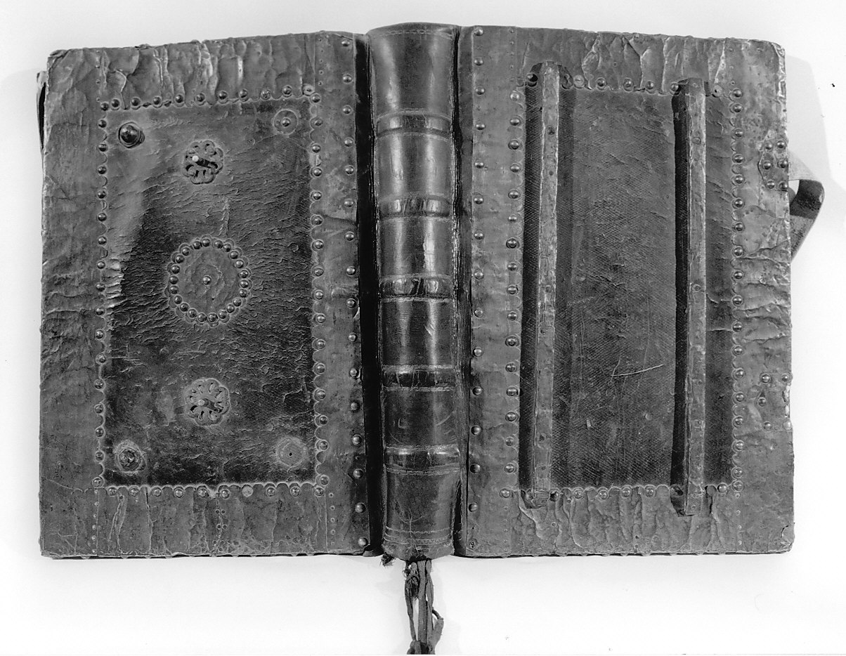 coperta di libro liturgico, opera isolata - bottega lombarda (sec. XVIII)