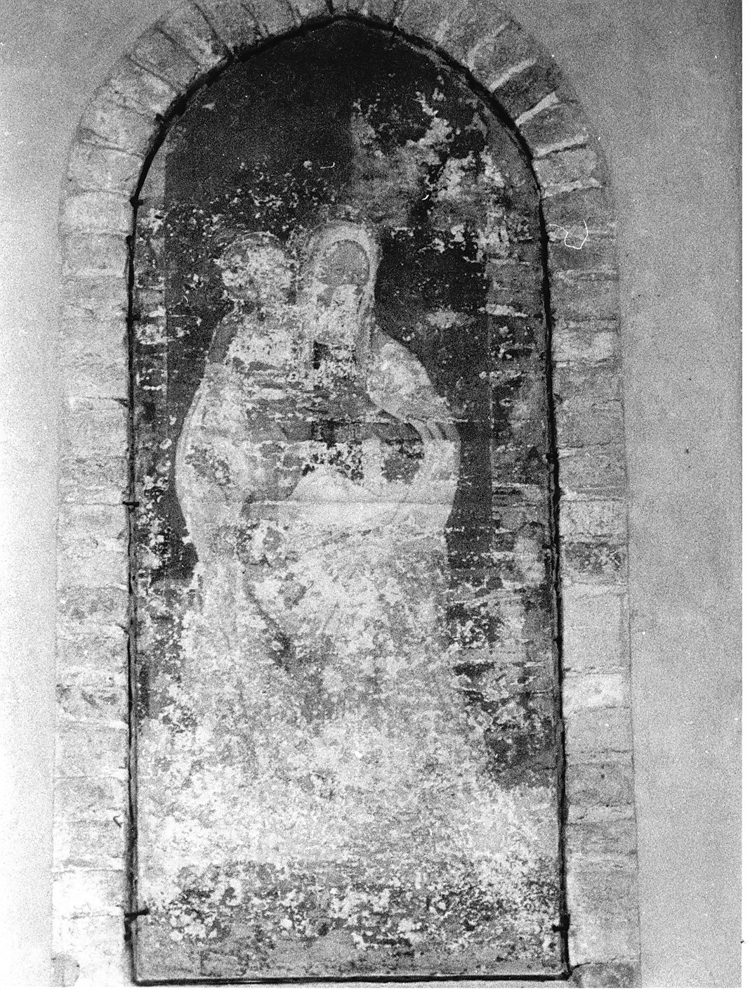 Madonna con Bambino (dipinto murale, opera isolata) - ambito lombardo (sec. XV)