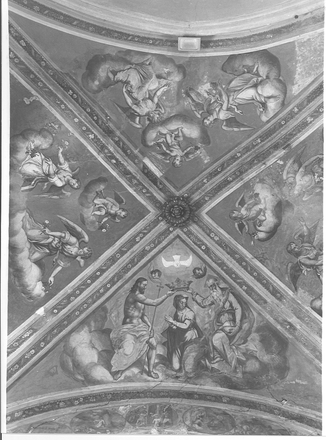 incoronazione di Maria Vergine/ angeli (dipinto murale) - ambito lombardo (metà sec. XIX)