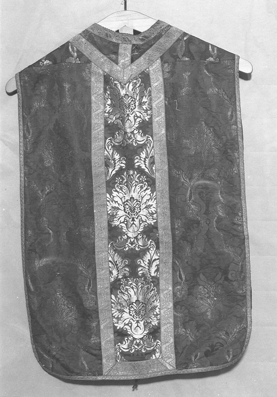 paramento liturgico, insieme - manifattura lombarda (sec. XVIII)