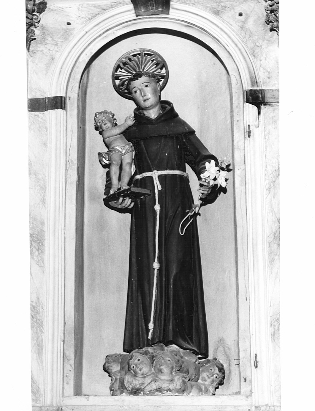 Sant'Antonio da Padova con il bambino (statua, opera isolata) - bottega comasca (prima metà sec. XVIII)