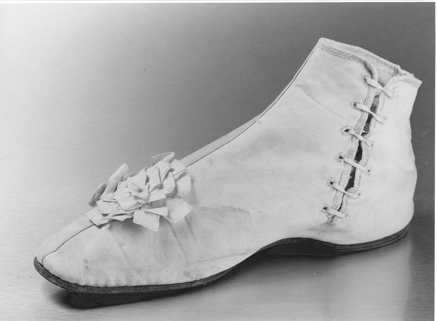 Non rilevato (scarpa femminile) - manifattura (1835/ 1840)