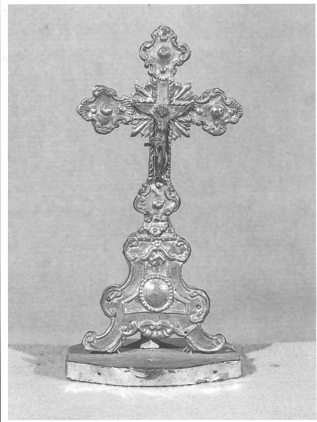 croce d'altare, opera isolata - bottega comasca (prima metà sec. XVIII)