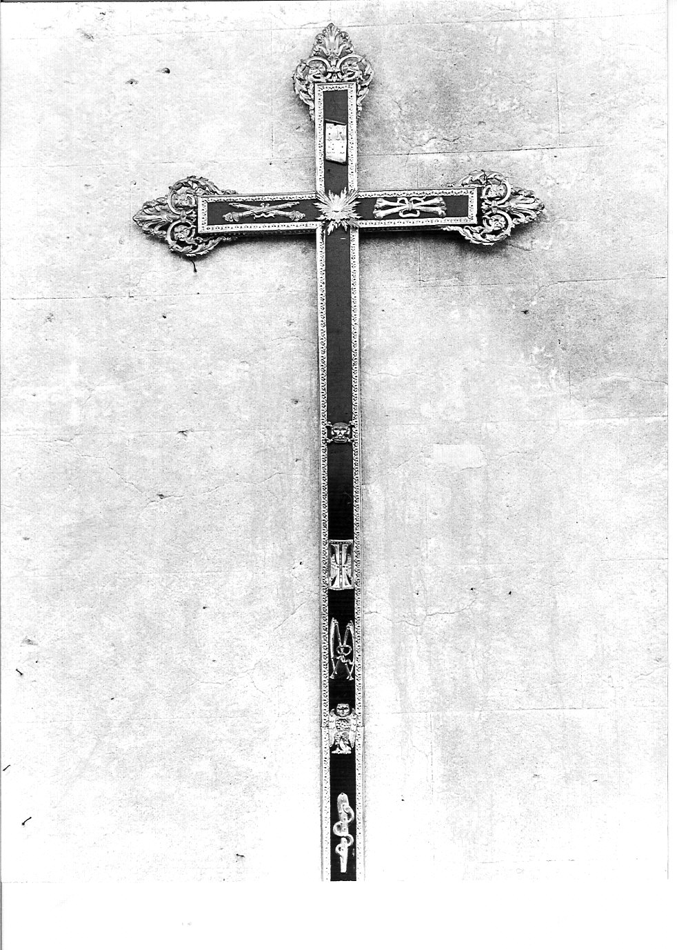 croce penitenziale, opera isolata - bottega lombarda (sec. XIX)