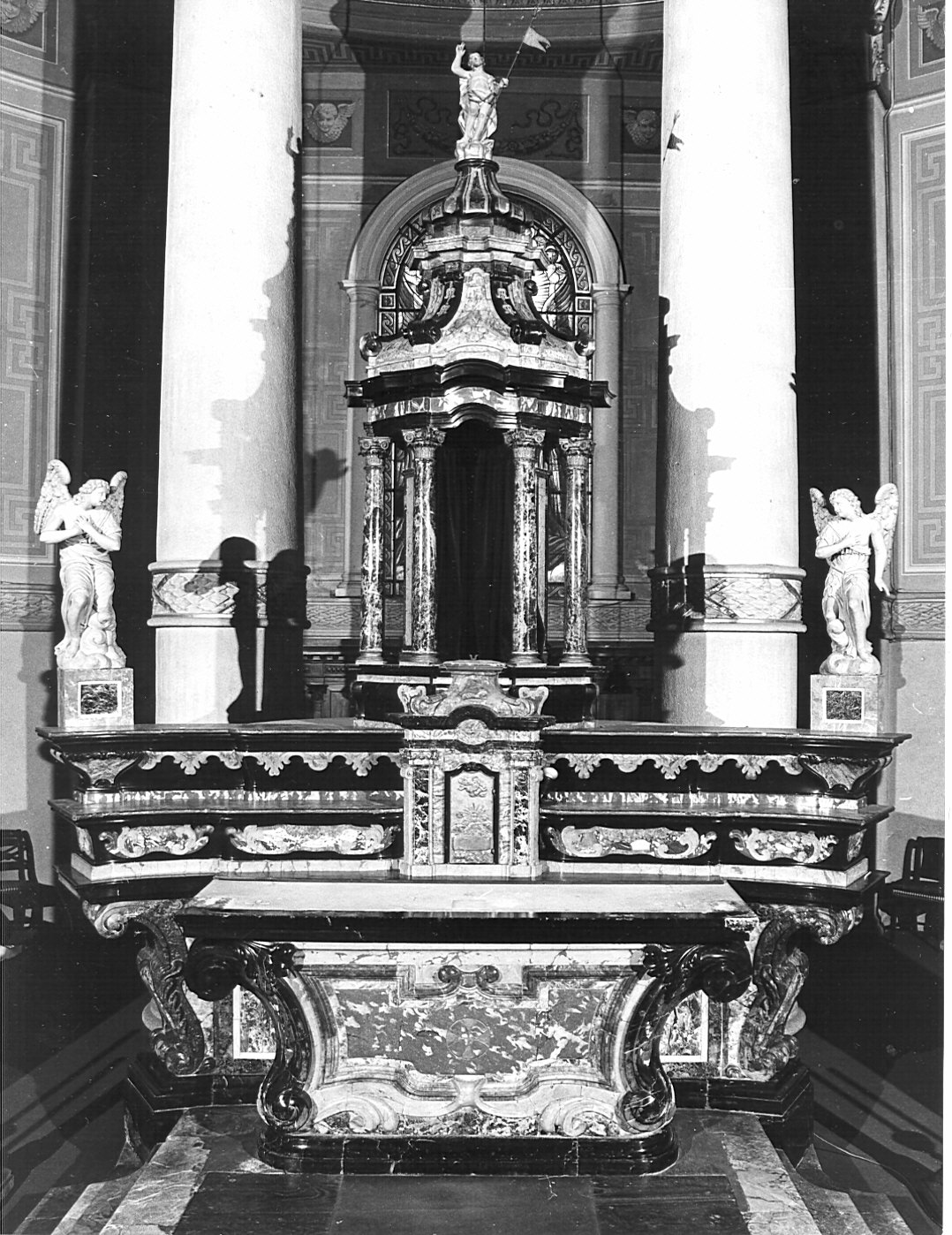 altare maggiore, insieme - bottega lombarda (metà sec. XVIII)