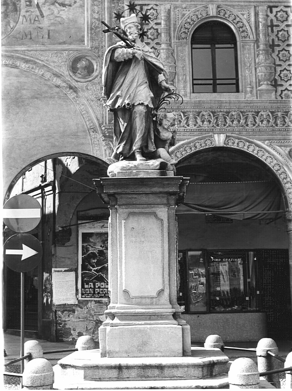 San Giovanni Nepomuceno (statua, elemento d'insieme) - bottega lombarda (prima metà sec. XVIII)