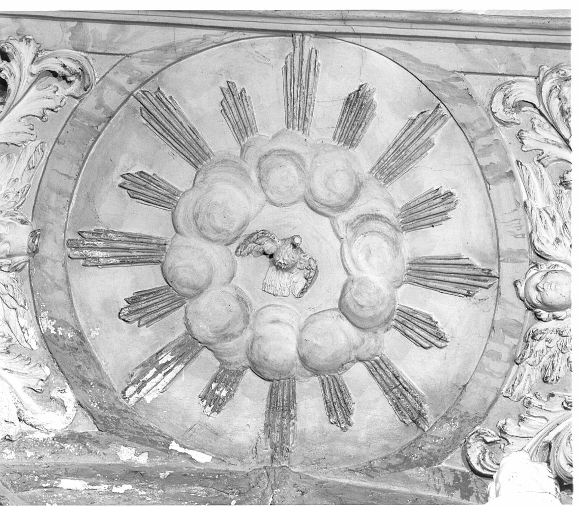 colomba dello Spirito Santo (decorazione plastica) - bottega lombarda (seconda metà sec. XVIII)