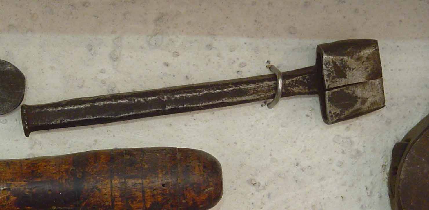 marcapunti, strumento da calzolaio - bottega marchigiana (sec. XX prima metà)