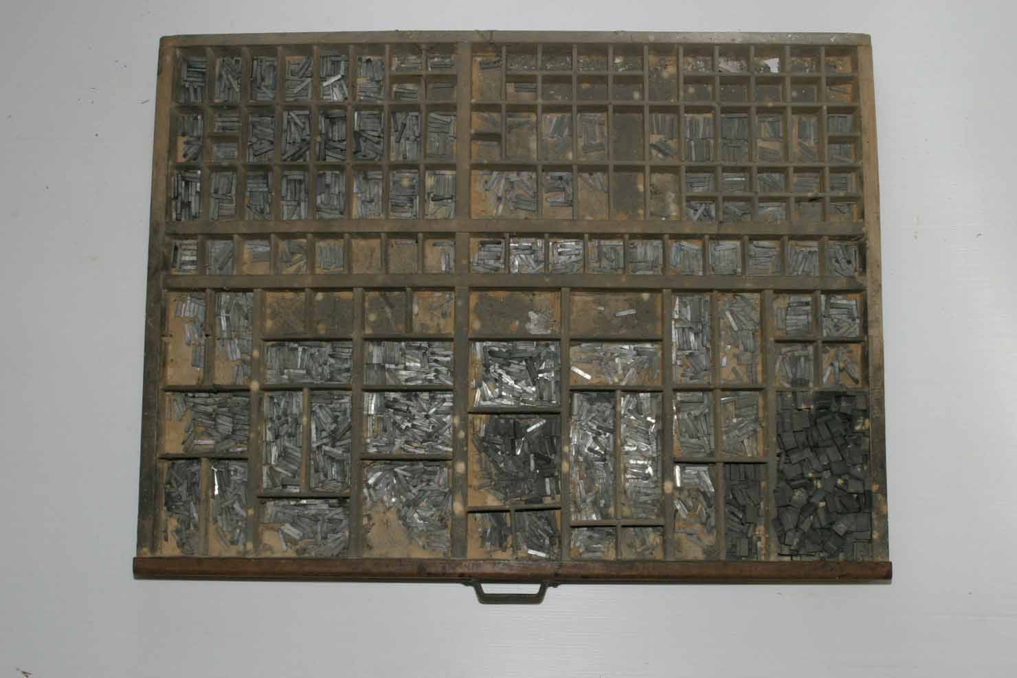 cassa tipografica, 12 Pistoia tondo - produzione marchigiana (secc. XIX/ XX)