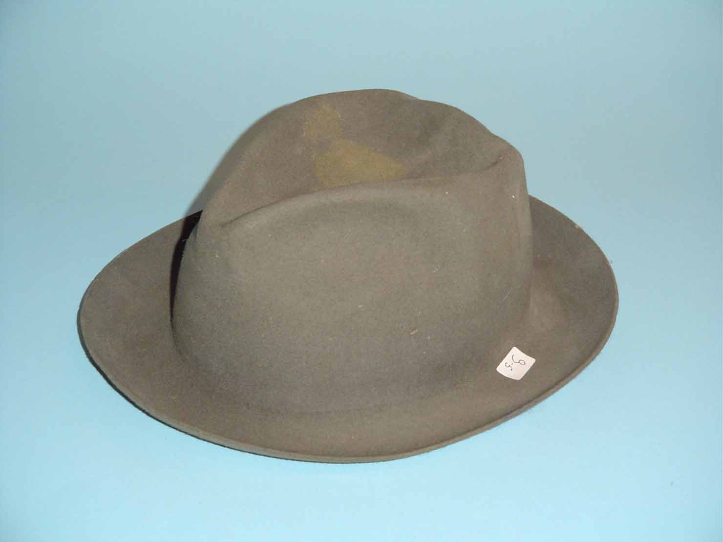 cappello - produzione marchigiana (sec. XX prima metà)