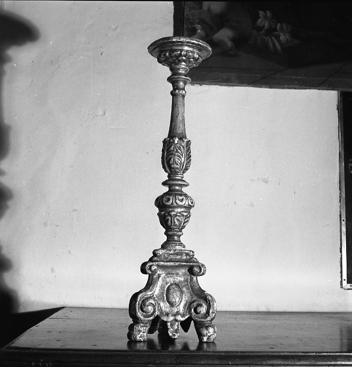 candelabro, coppia - bottega marchigiana (fine/inizio secc. XVII/ XVIII)