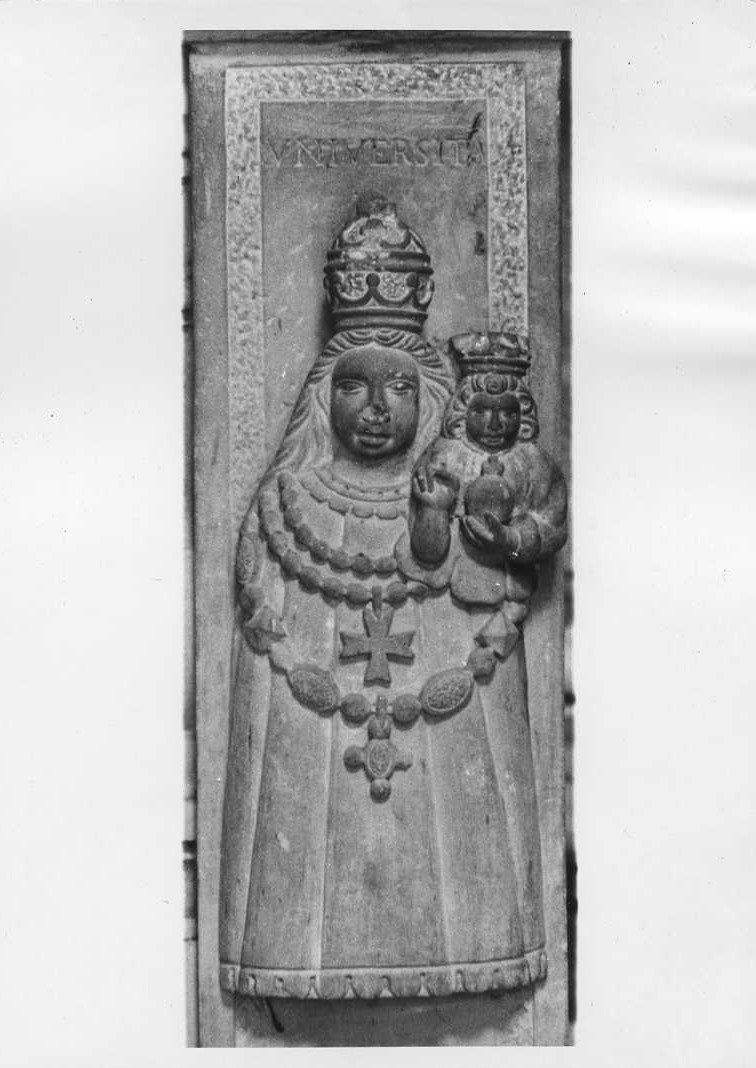 Madonna di Loreto (rilievo, elemento d'insieme) - bottega marchigiana (sec. XVII)
