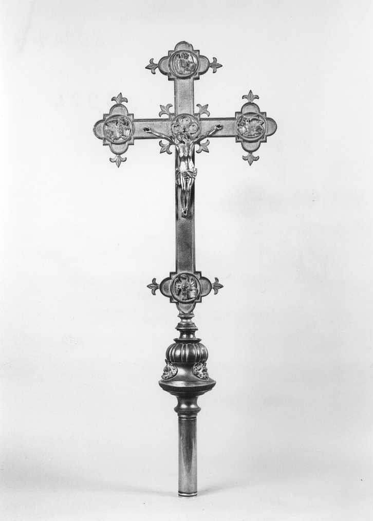 croce processionale - bottega Italia centrale (fine/inizio secc. XIX/ XX)