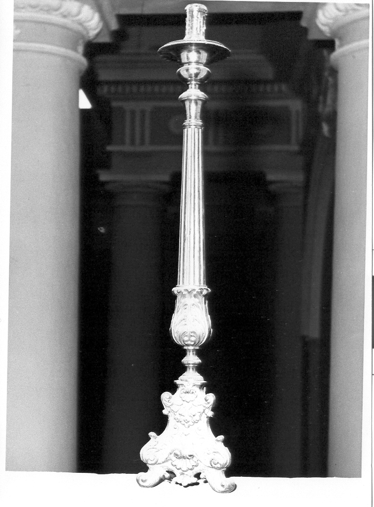 candeliere d'altare, serie - produzione Italia centrale (ultimo quarto sec. XIX)