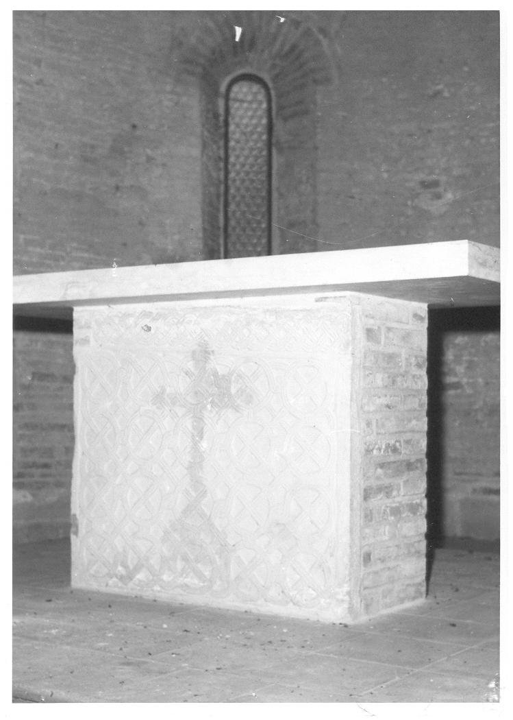 altare - bottega marchigiana (sec. XII)