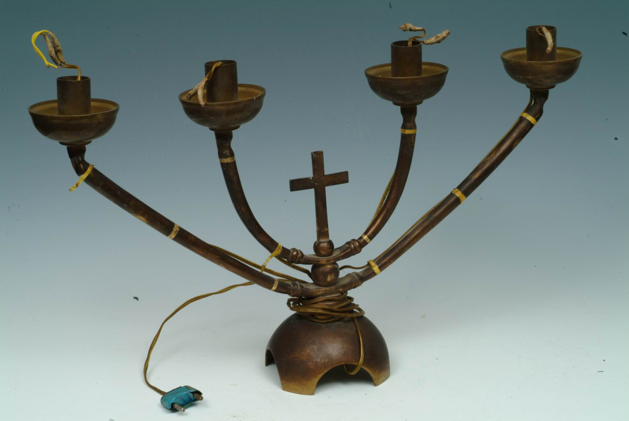 candelabro, serie - ambito italiano (prima metà sec. XX)