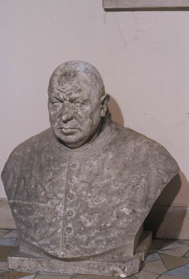 busto ritratto di Cristoforo Antonacci (busto) di Giacomini Beniamino (sec. XX)