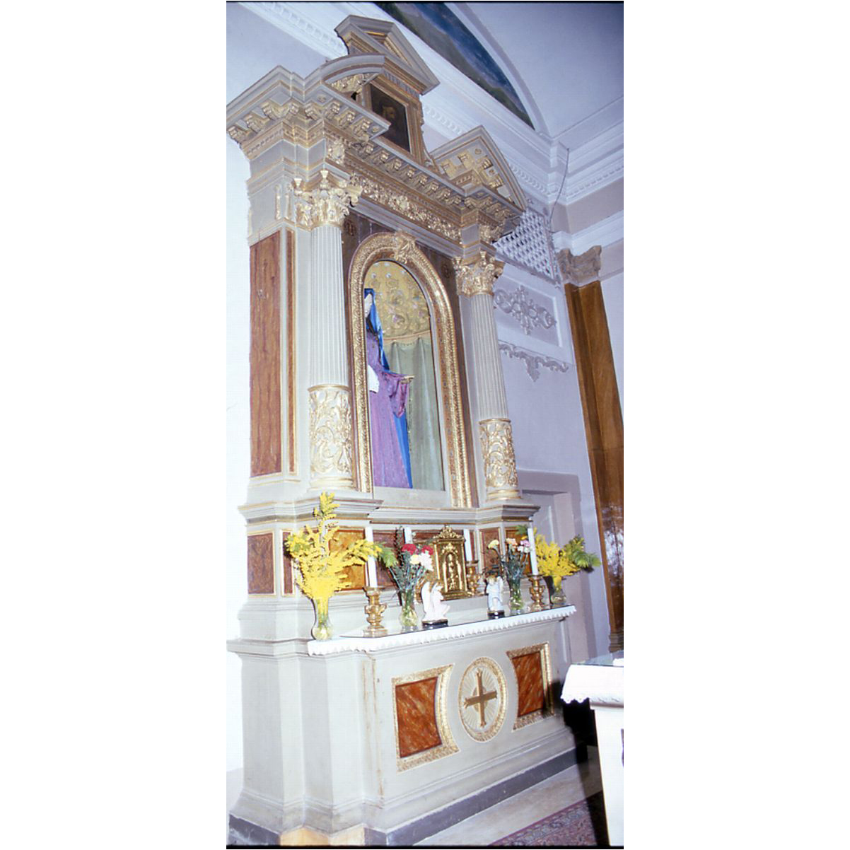 altare - bottega marchigiana (sec. XX)