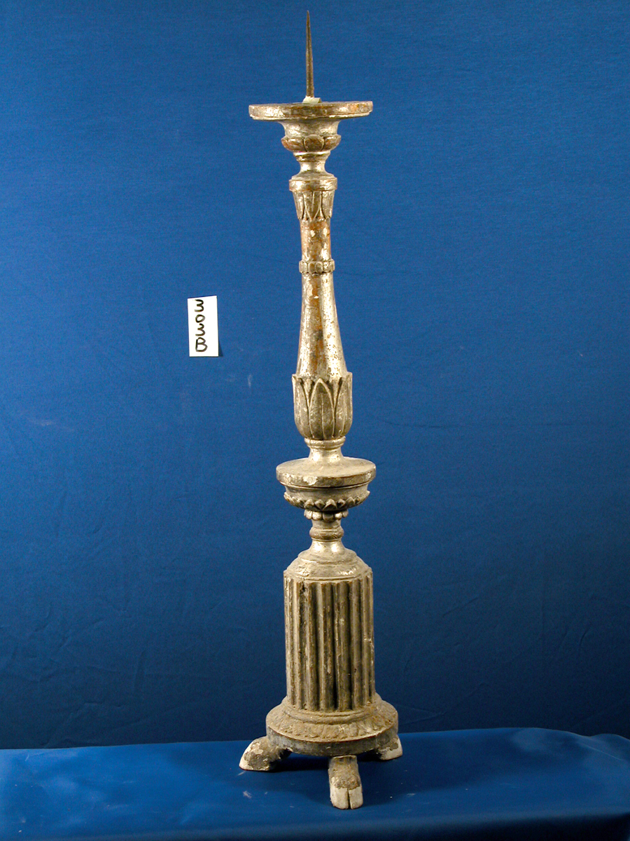 candeliere d'altare, elemento d'insieme - bottega marchigiana (prima metà sec. XIX)