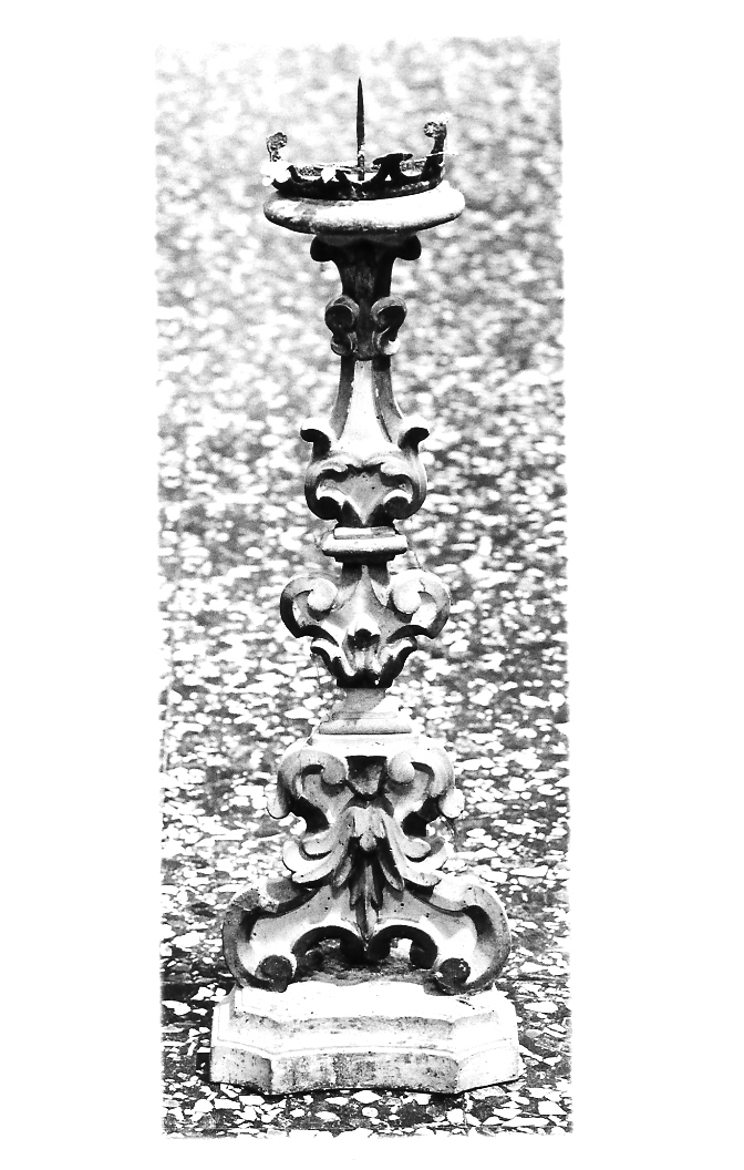 candeliere d'altare, serie - bottega marchigiana (prima metà sec. XVIII)