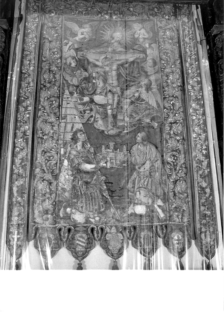 Sant'Adriano e San Martino offrono la città di Matelica a Gesù crocifisso (stendardo processionale) - manifattura marchigiana (sec. XVII)