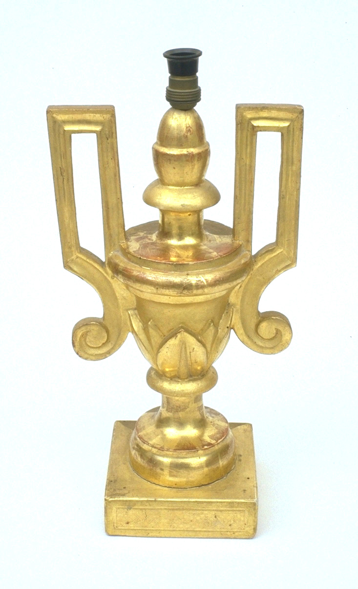 vaso d'altare con composizione floreale, serie - bottega pesarese (prima metà sec. XX)
