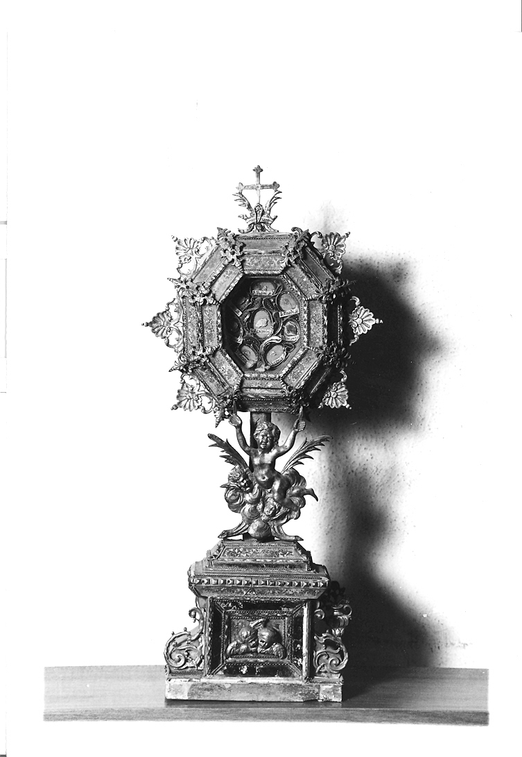 Reliquiario dei SS. Rufini, Fausti, Clementis, Leonis Valentis, Berenicis, Carli Maximini (reliquiario) - bottega marchigiana (sec. XVII)