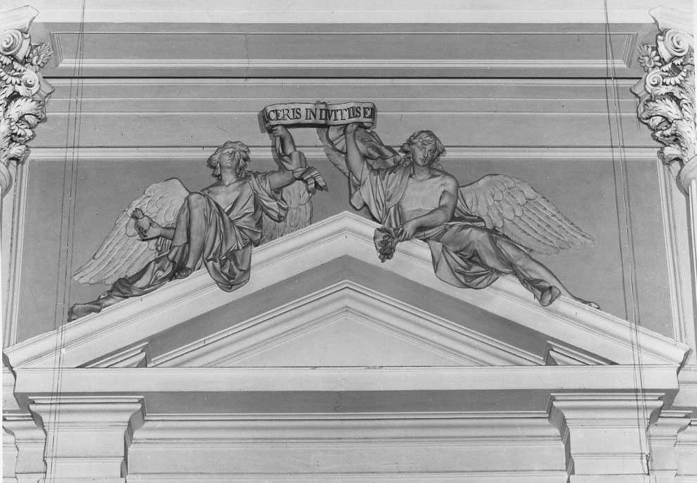 angeli reggicartiglio (statua, coppia) di Rondelli Francesco Antonio (fine/inizio secc. XVIII/ XIX)