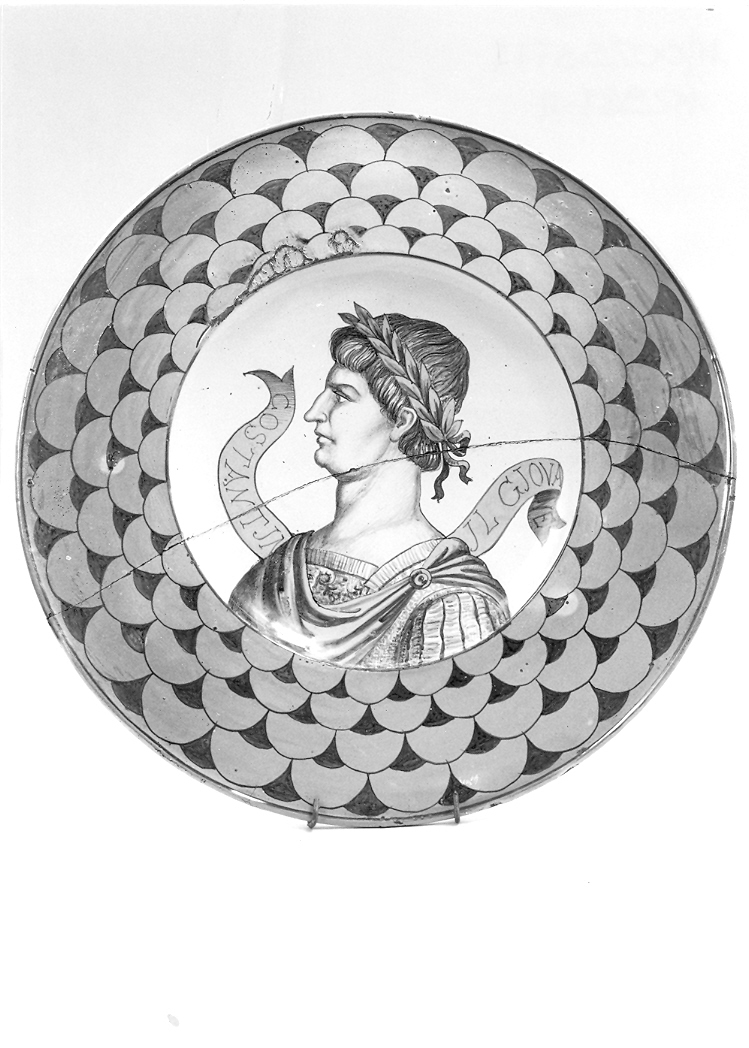 imperatore Costantino (piatto) - bottega derutese (sec. XVI)