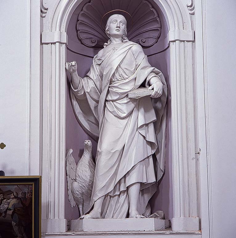 San Giovanni Evangelista (statua) di Rusconi Camillo (scuola) (sec. XVIII)