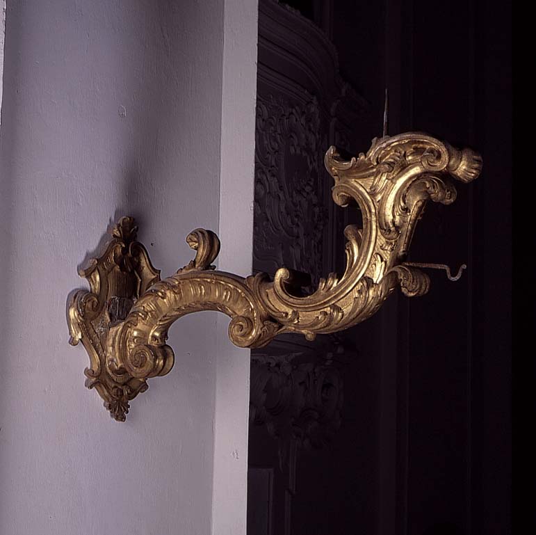 candeliere da parete, serie - bottega marchigiana (metà sec. XVIII)