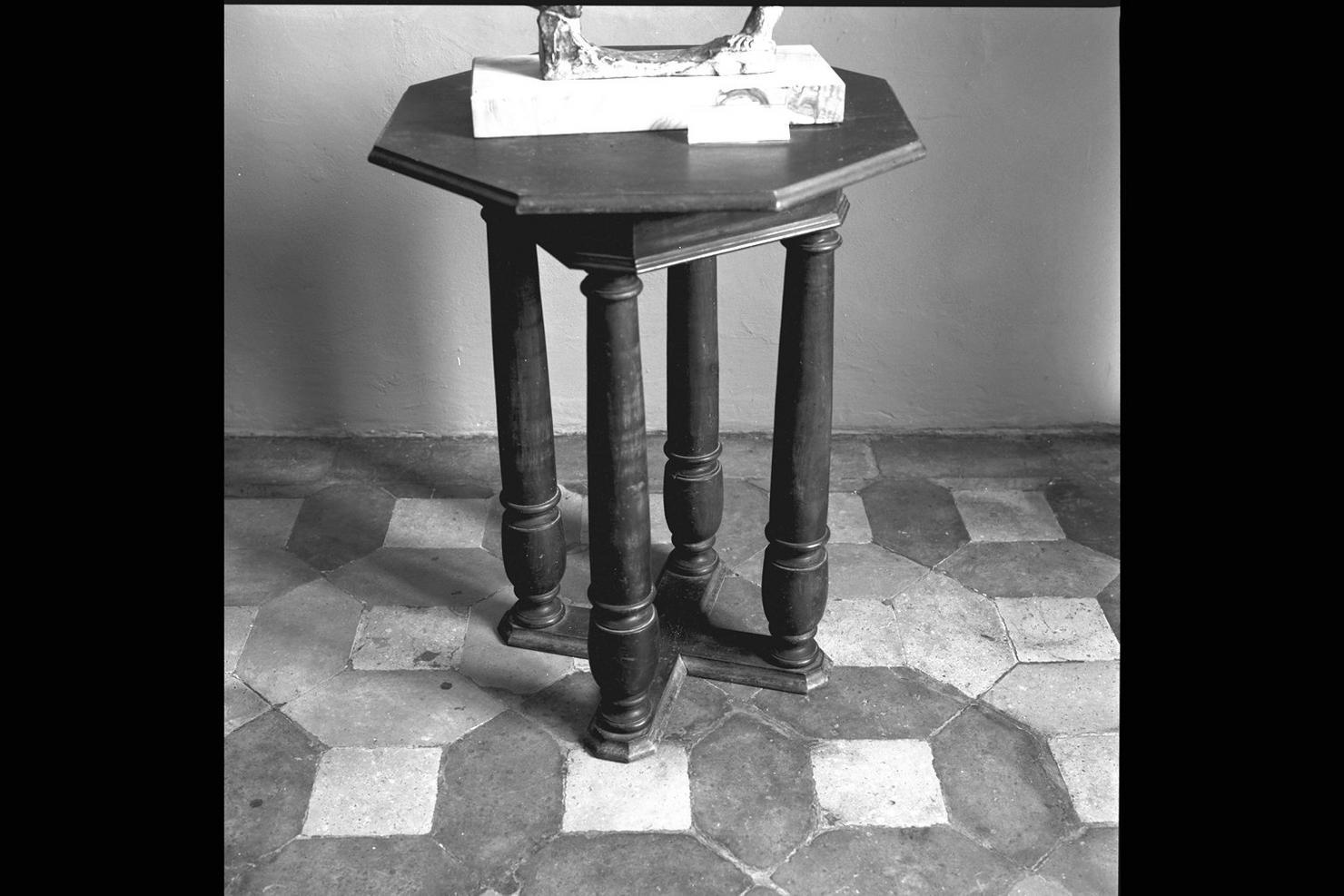 tavolino - bottega marchigiana (sec. XX)