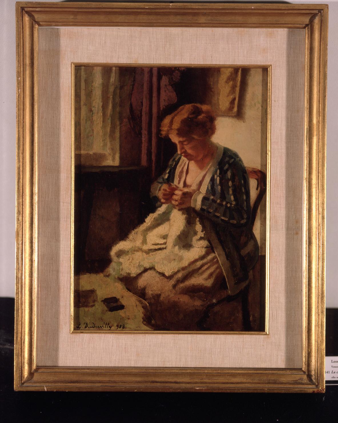 La cucitrice, figura femminile seduta (dipinto) di Dudreville Leonardo (sec. XX)