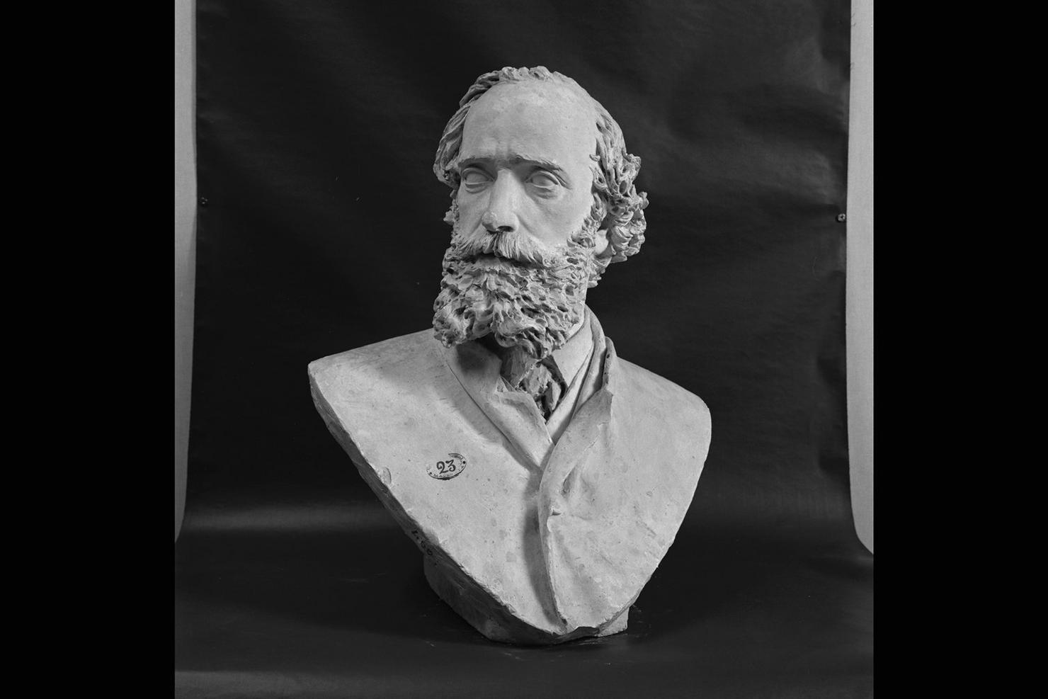 ritratto di Stefano Ussi (busto) di Tassara Giovanni Battista (sec. XIX)