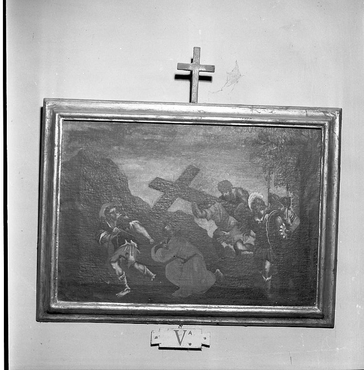 stazione V: Gesù aiutato da Simone il Cireneo a portare la croce (Via Crucis, elemento d'insieme) di Trajani Giuseppe (attribuito) (fine sec. XVIII)